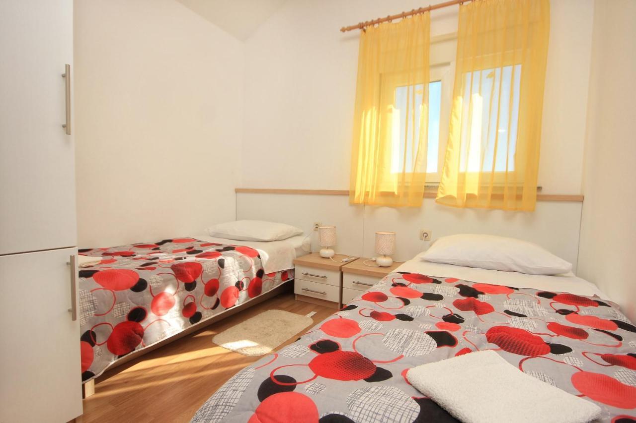 Apartments By The Sea Vlasici, Pag - 9324 Eksteriør bilde