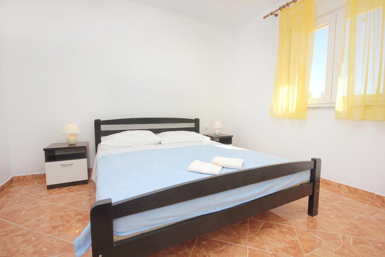 Apartments By The Sea Vlasici, Pag - 9324 Eksteriør bilde
