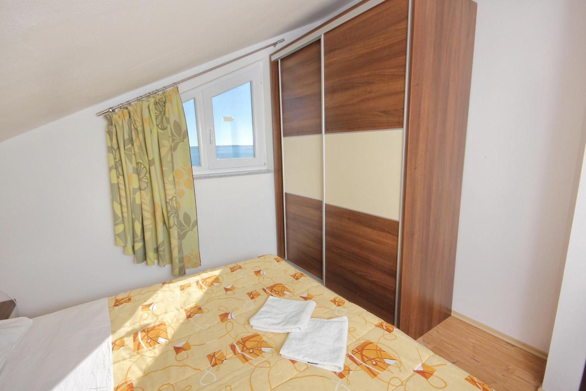 Apartments By The Sea Vlasici, Pag - 9324 Rom bilde